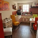 Avec Vue Panoramique Sauna Et La Piscine Chauffee De Debut Avril A Fin Octobre Estivareilles (Allier)