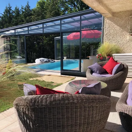 Apartment Logement Avec Vue Panoramique Spa Sauna Et La Piscine Chauffee De Debut Avril A Fin Octobre Estivareilles (Allier)